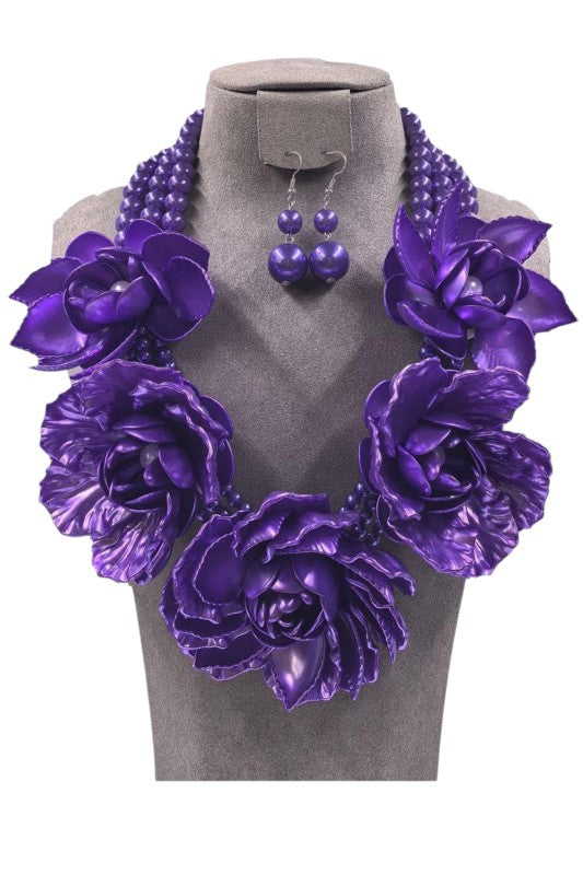 Statement Necklace Layered Lucite Flower Trendy Chic Fashion Jewelry